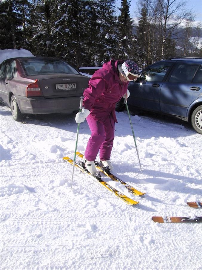 Eva med nya skidor
