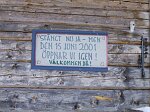 ...men hon hade satt upp information om att det inte fanns n�gon nu.