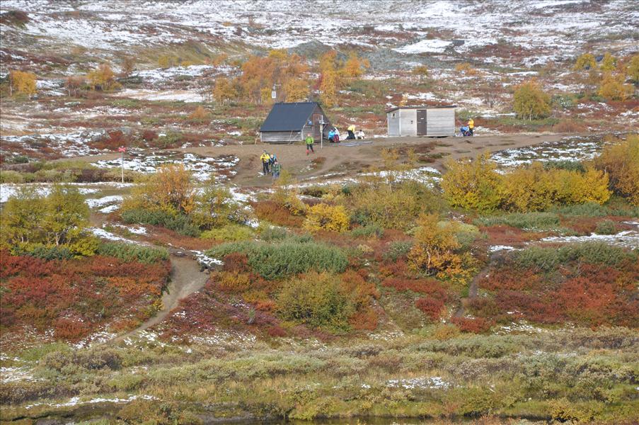 Vid vindskyddet fanns redan flera vandrare