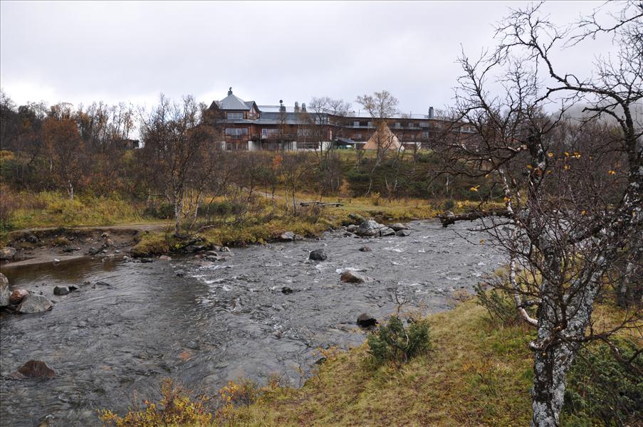 Vi l�mnar fj�llstationen