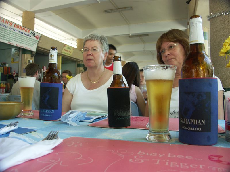 Stora och sm� Singha beers