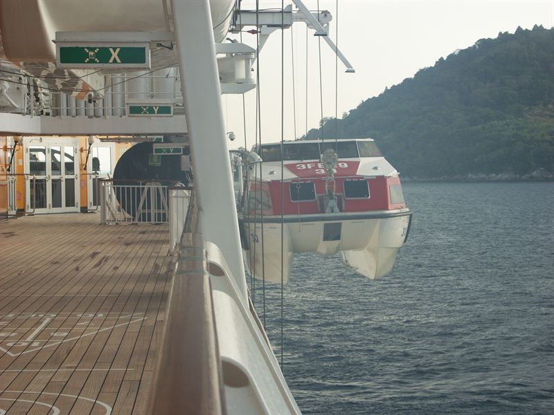 H�r hissas v�r transportb�t, likas� livb�t, ombord