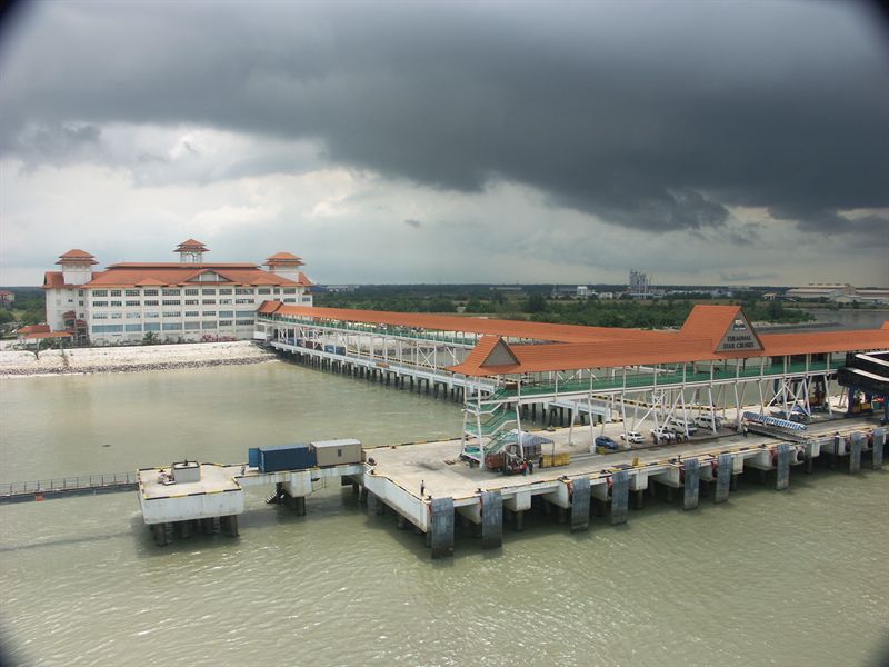 Vi anl�nder till Port Klang - Star Cruises egen terminal