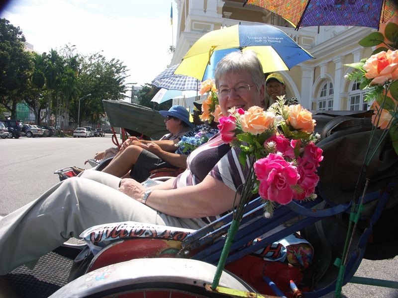 Eva p� v�g i en trishaw