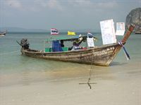 Restaurangb�ten vid Pranang Beach