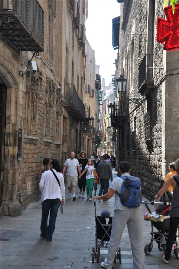 Picassomus�et ligger i gamla stan, inte helt olikt v�rt Gamla stan