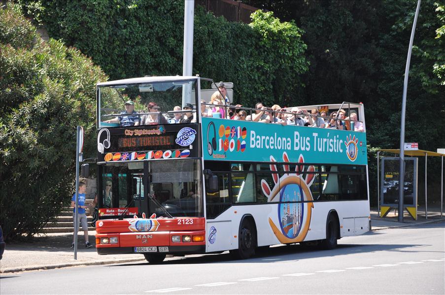 V�r hop-on-hop-off-buss - ett bra s�tt att ta sig runt Barcelona