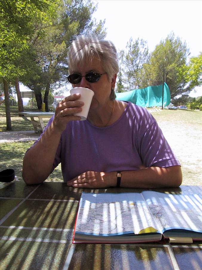 Kaffepaus i 38 graders v�rme