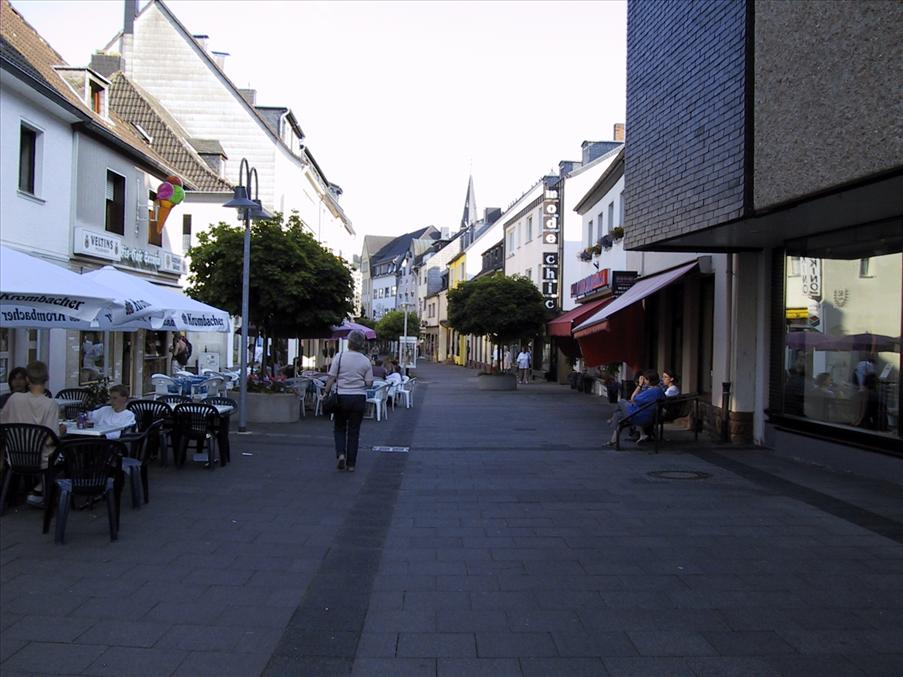 Gem�nde - g�gatan