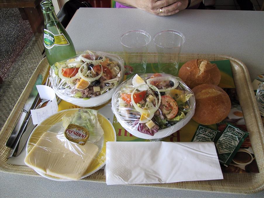 Lunchdags p� v�g fr�n Tyskland till Frankrike