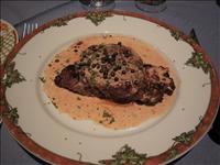 Tournedous med gr�npeppars�s