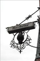...helt n�ra Ratskeller