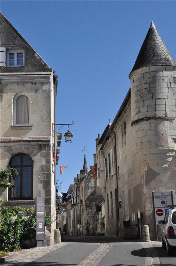 Det k�nns som lite medeltid h�r i Chinon