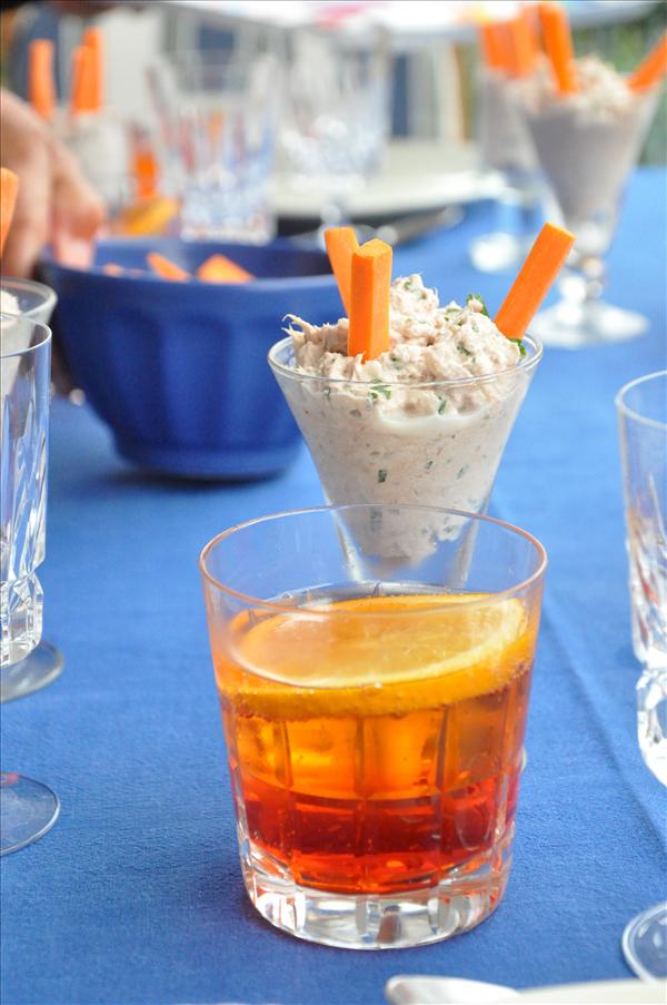 Drink och r�ra med carotter i