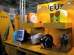 Intressant utveckling att man designm�ssigt plockar fram gamla uttrycksformer och applicerar p� ultramodern teknik. Kanske en ny bubbla?