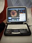 �ven inom den traditionella marknade av PC's f�rs�ker Sony s�tta sitt eget varum�rke.