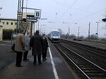 T�gen kom med tysk punktlighet.
