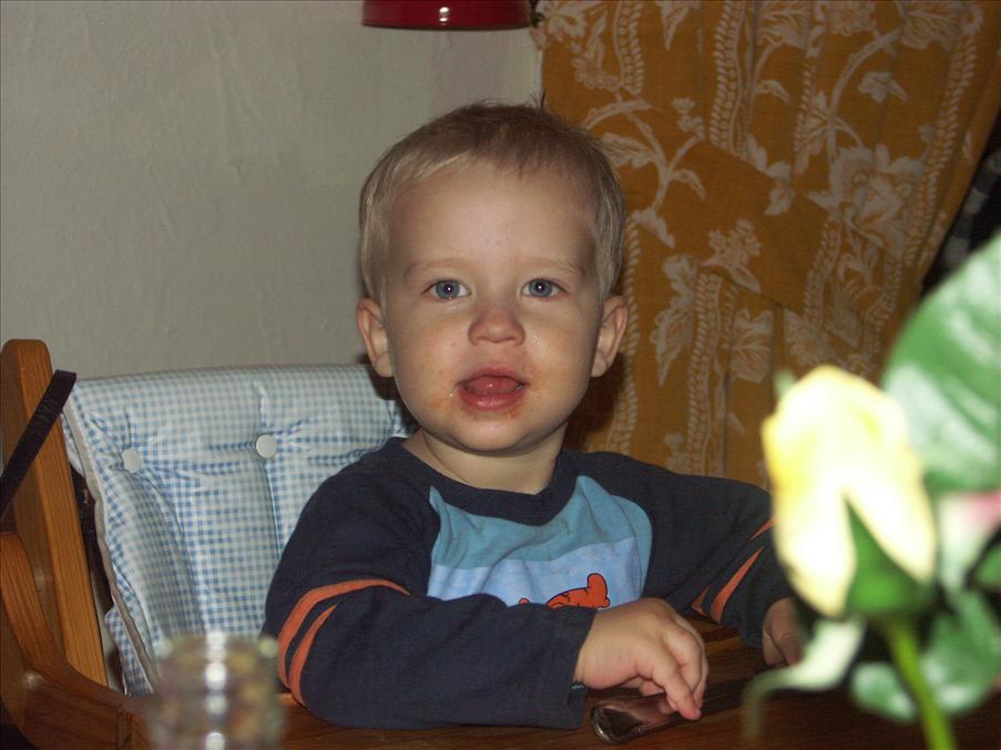 Lucas under middagen