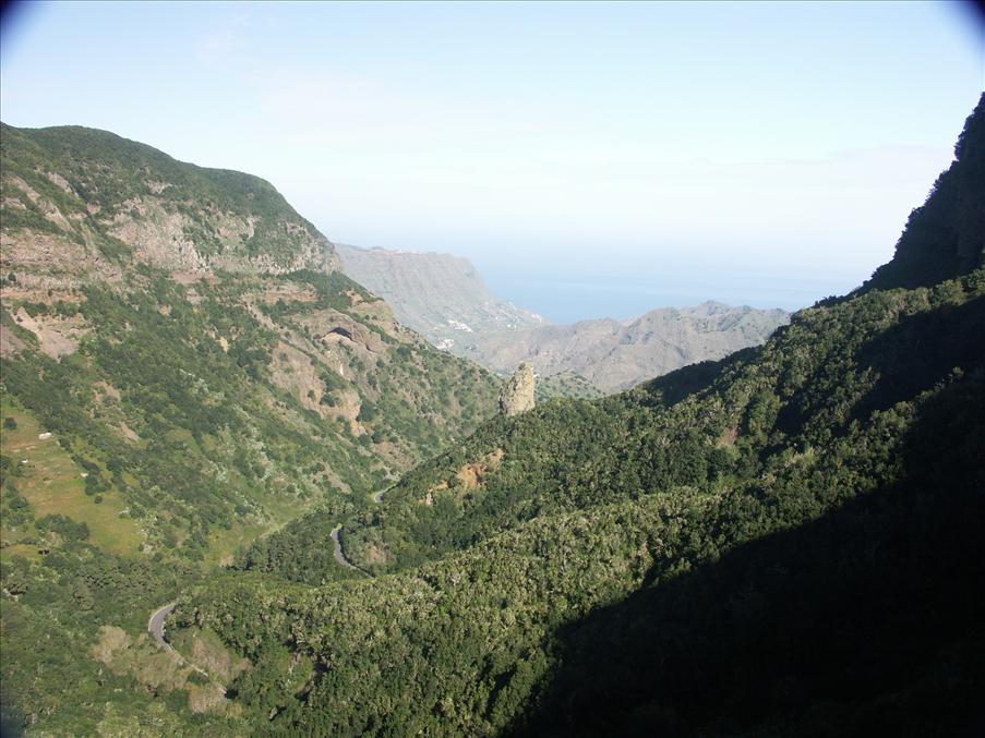 Djupa dalar och h�ga berg