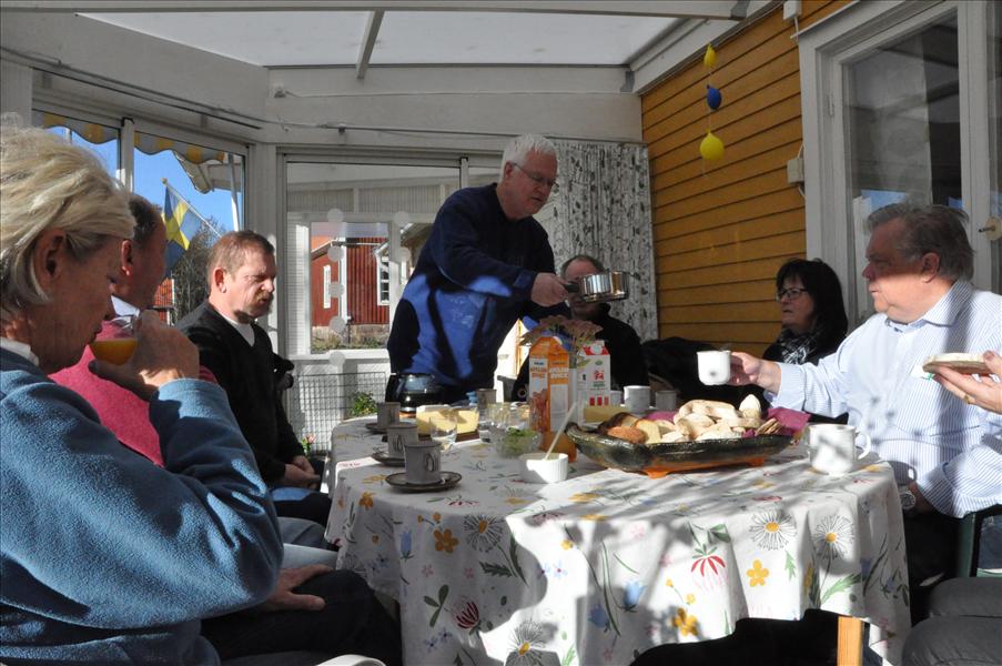 Arne i serveringstagen igen