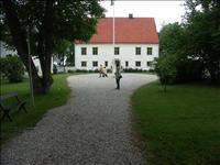 Pr�stg�rden i Vamlingbo som �r ett konstmuseum