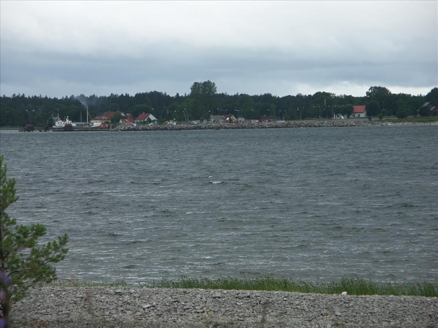 Kapellshamn fr�n andra sidan viken