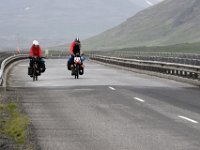 De  cyklade i stark motvind