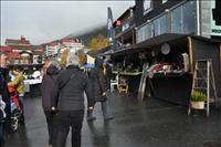 Vi avslutade bes�ket i J�mtland med ett bes�k p� �re h�stmarknad