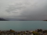 Den här sjön, Lake Tekapo, är känd för att vara väldigt turkos. Det var dock ganska mulet, så färgen kommer inte till sin rätt.