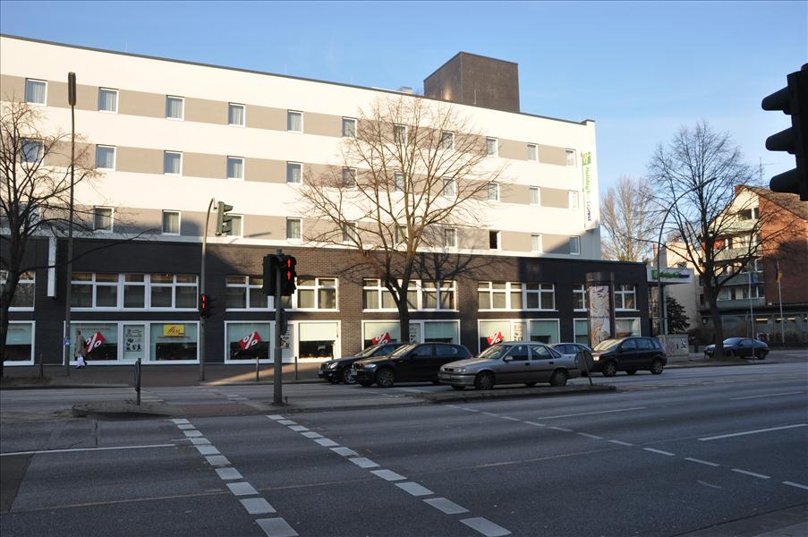 Hotellet var alldeles nytt - opersonligt men rent och snyggt