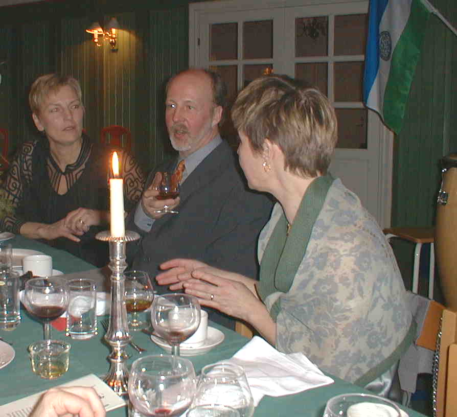 PIC00012.jpg (42218 bytes)
