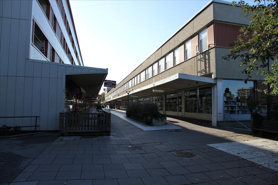 Kallh�lls Centrum
