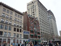 Union Square Park med Barnes & Noble i det röda huset