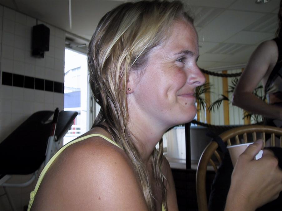Jenny dricker hojt