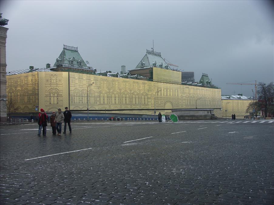 H�r bygger man om - som p� s� m�nga andra st�llen i Moskva
