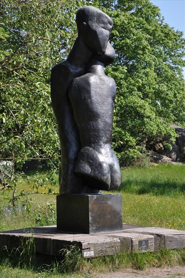 Detta �r en ful staty (enl. Pelle)