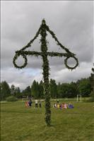 ...runt midsommarst�ngen