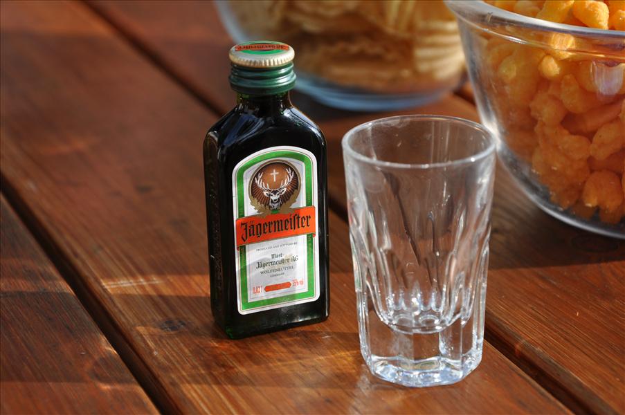 ...mit J�germeister...