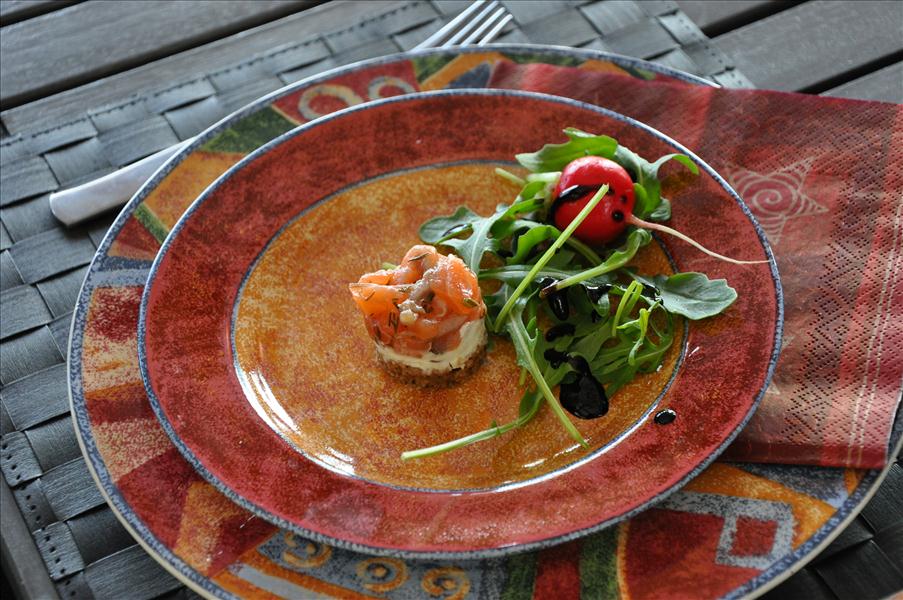 Till middag intogs denna laxtatar, r�kmacka och pannacotta, allt fr�n Erssons fisk i Bromma