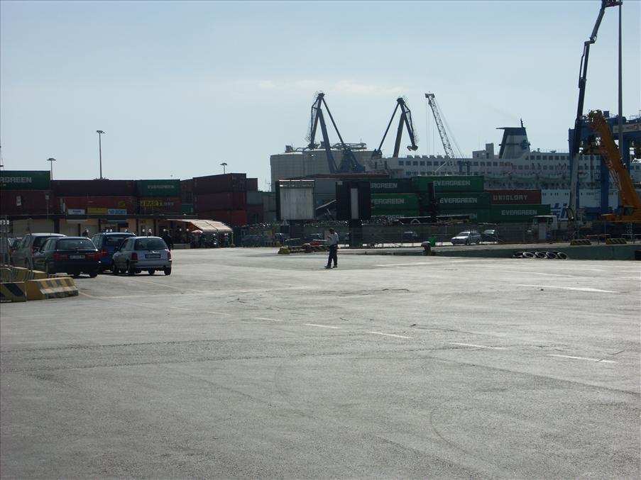 Hamnen i Civitavecchia
