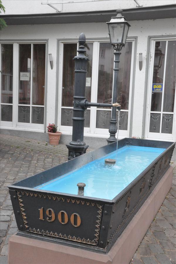 H�stdricka vid torget som heter Pferdemarkt