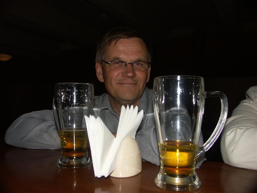 Torsten ser ocks� lite tr�tt ut. God natt!