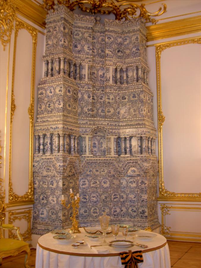 Pampiga kakelugnar fanns det �verallt