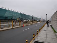 Limas flygterminal. Inrikesflyget ligger l�ngst bort.
