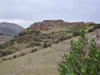 P� lite h�ll s�g vi ocks� denna kontrollstation - inkaindianerna r�knade hur m�nga som kom och l�mnade Cusco