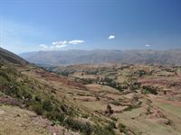 Utsikt fr�n 3700 m.�.h. mot Cusco och innan nedstigningen mot Sacred Valley