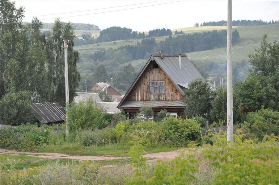 De flesa av husen �r inte m�lade