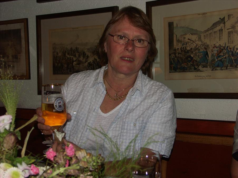Margareta dricker ocks� �l(!)