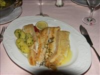 Det blev inte schnitzel (stalltipset...), men d�remot en god fisk