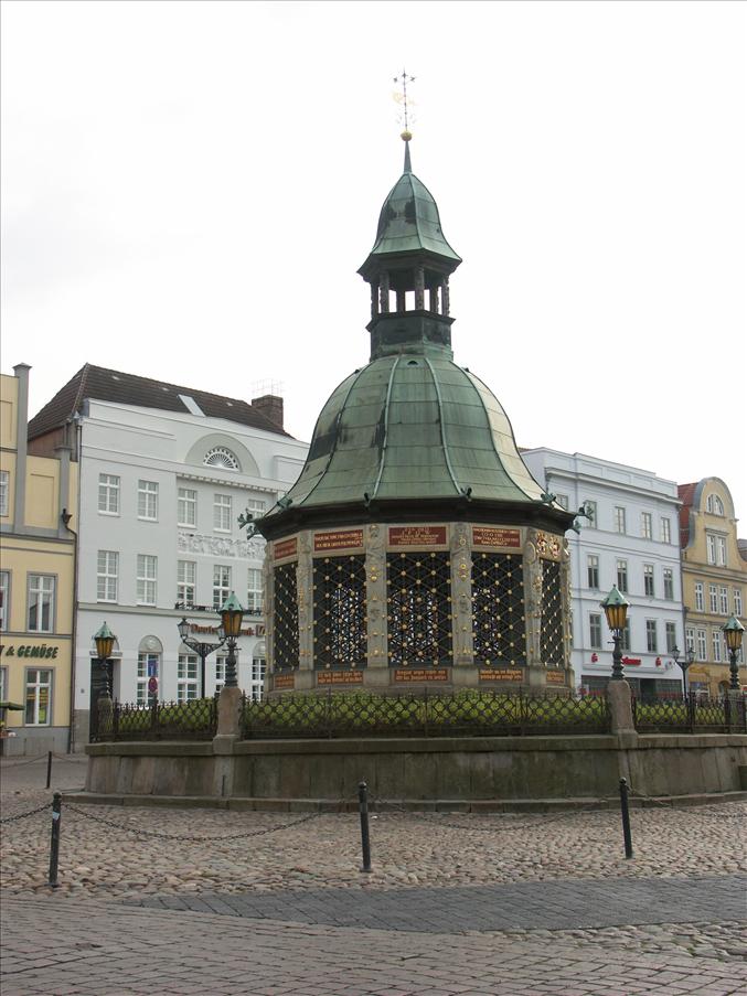 Brunnen p� Markt